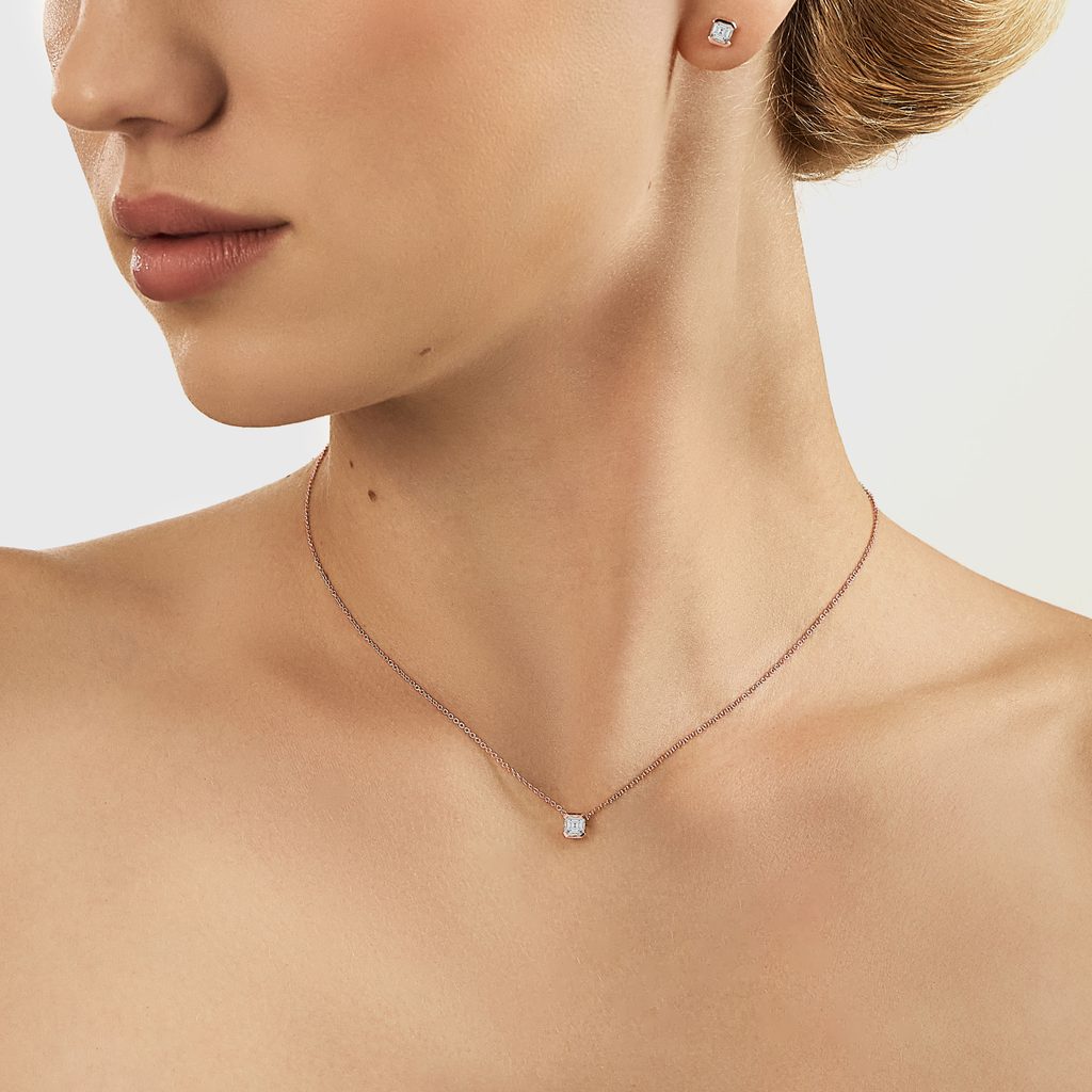 SET NÁHRDELNÍKU A NÁUŠNIC S DIAMANTY V RŮŽOVÉM ZLATĚ - DIAMANTOVÉ SOUPRAVY - ŠPERKY