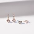 BOUCLES D'OREILLES CŒUR EN OR ROSE ET DIAMANTS - PUCES D'OREILLES EN DIAMANT - BOUCLES D'OREILLES