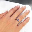 BAGUE EN OR BLANC AVEC TANZANITE ET DIAMANT SERTI CLOS - BAGUES EN TANZANITE - BAGUES