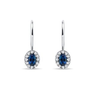 BOUCLES D'OREILLES EN OR BLANC AVEC SAPHIR OVALE ET DIAMANTS - BOUCLES D'OREILLES EN SAPHIR - BOUCLES D'OREILLES