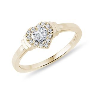 HEART SHAPED DIAMOND ENGAGEMENT RING IN YELLOW GOLD - ENGAGEMENT DIAMOND RINGS - ENGAGEMENT RINGS