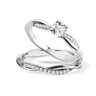 MODERN ENGAGEMENT SET OF WHITE GOLD WITH DIAMONDS - ENGAGEMENT AND WEDDING MATCHING SETS - ENGAGEMENT RINGS