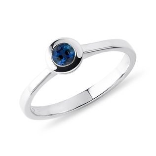 BEZEL SET SAPPHIRE RING IN WHITE GOLD - SAPPHIRE ENGAGEMENT RINGS - ENGAGEMENT RINGS
