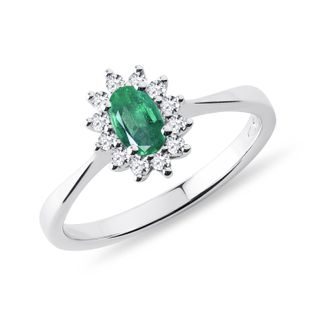OVAL EMERALD AND DIAMOND HALO RING IN WHITE GOLD - EMERALD RINGS - RINGS