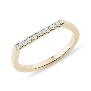 GOLD FLAT TOP RING WITH A ROW OF DIAMONDS - DIAMOND RINGS - RINGS