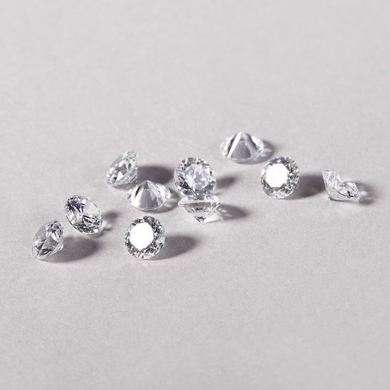 What is the difference between zircon and cubic zirconia?