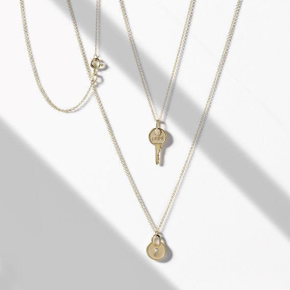 Schmuck als Symbol: Schlüssel und Schlösser