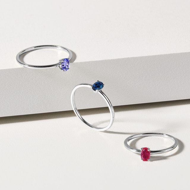 MINIMALIST SAPPHIRE RING IN WHITE GOLD - SAPPHIRE ENGAGEMENT RINGS - 