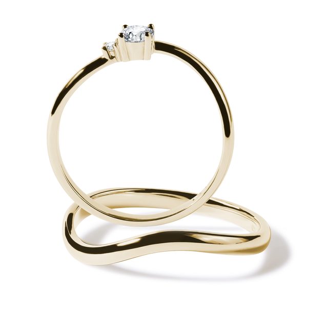 MODERN DIAMOND ENGAGEMENT SET IN YELLOW GOLD - ENGAGEMENT AND BRIDAL RING SETS - 