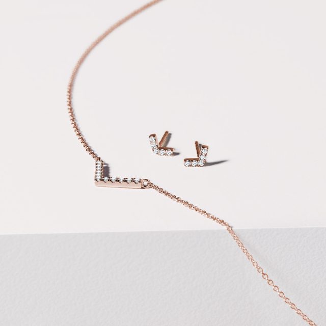 ROSE GOLD DIAMOND V EARRINGS - DIAMOND EARRINGS - 