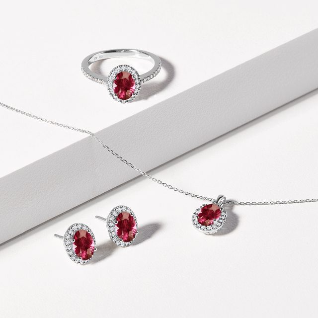 WHITE GOLD RING WITH BRILLIANTS AND TOURMALINE - TOURMALINE RINGS - 