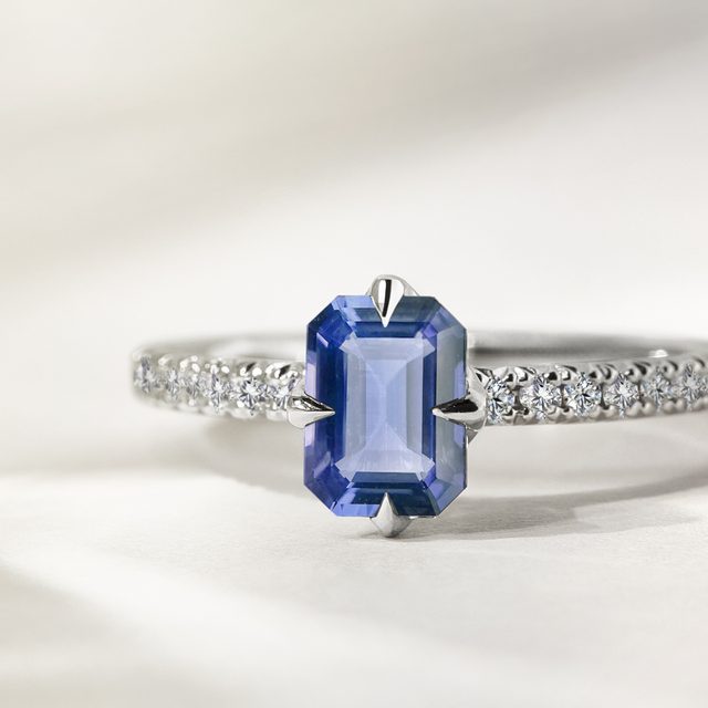 LUXE SRI LANKAN SAPPHIRE AND DIAMOND ENGAGEMENT RING - SAPPHIRE ENGAGEMENT RINGS - 