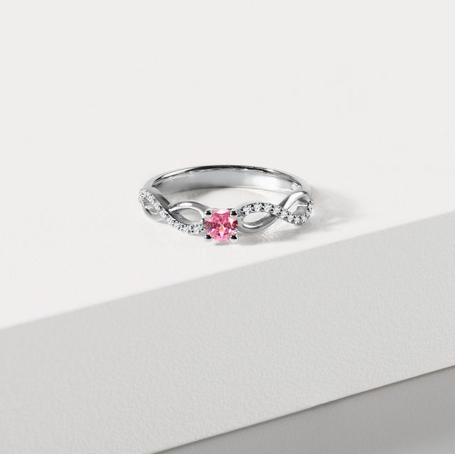 PINK SAPPHIRE AND DIAMOND ENGAGEMENT RING IN WHITE GOLD - SAPPHIRE ENGAGEMENT RINGS - 