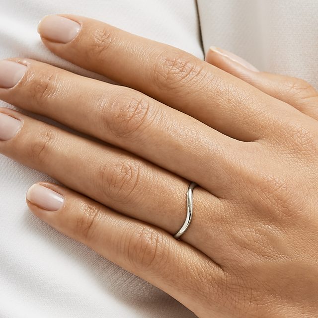 MODERN WAVE RING IN WHITE GOLD - WHITE GOLD RINGS - 