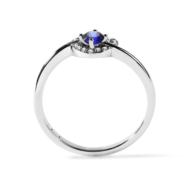 SAPPHIRE AND DIAMOND HEART RING IN WHITE GOLD - SAPPHIRE ENGAGEMENT RINGS - 