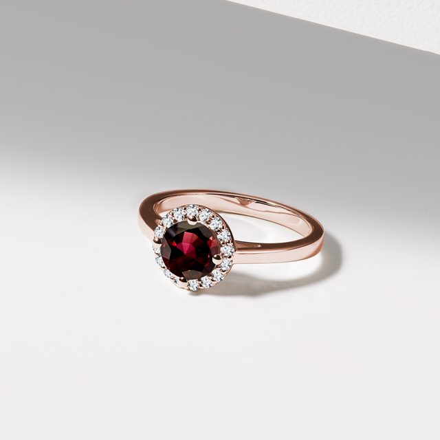 GARNET AND DIAMOND RING IN ROSE GOLD - GARNET RINGS - 