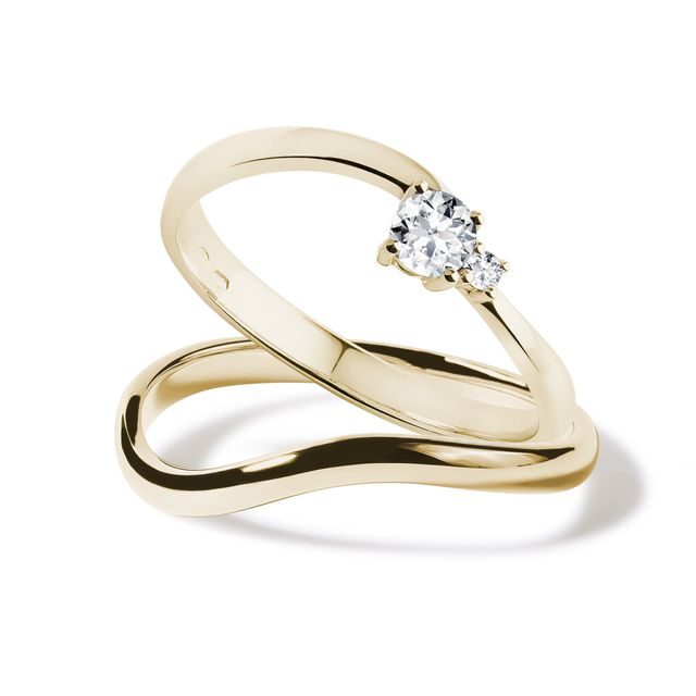 MODERN DIAMOND ENGAGEMENT SET IN YELLOW GOLD - ENGAGEMENT AND WEDDING MATCHING SETS - ENGAGEMENT RINGS