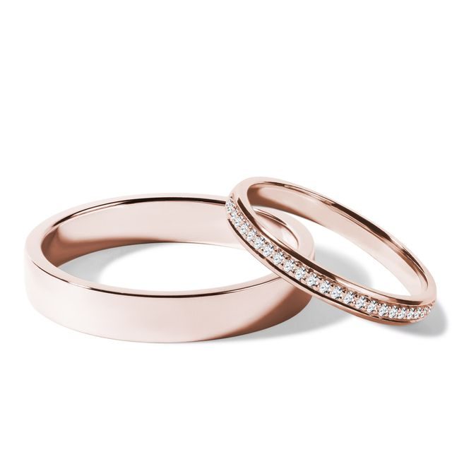 ALLIANCES EN OR ROSE, BAGUE SEMI-ÉTERNITÉ AVEC DIAMANTS - ENSEMBLE D’ALLIANCES EN OR ROSE - ALLIANCES DE MARIAGE