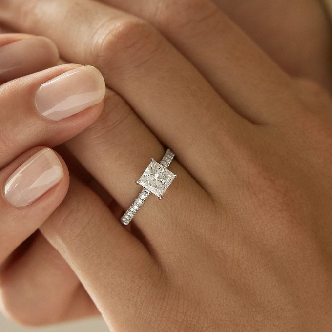 diamantový prsten s morganitem v růžovém zlatě - KLENOTA