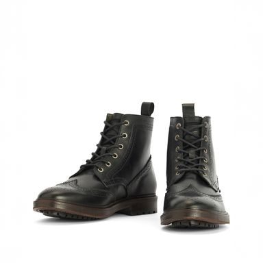 Barbour West Brogue Boots — Black