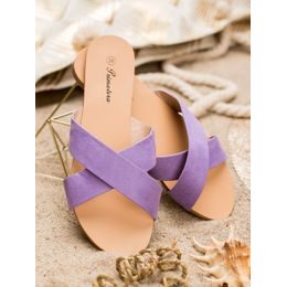 Pohodlné ploché sandály fialové