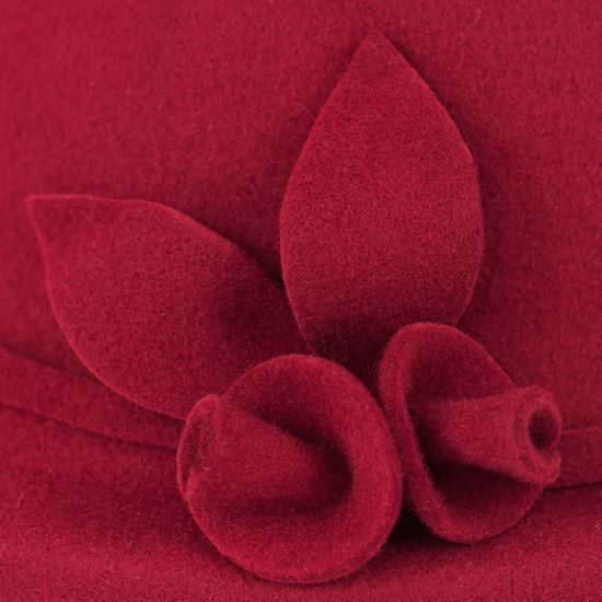 Elegantní klobouk z vlny červený