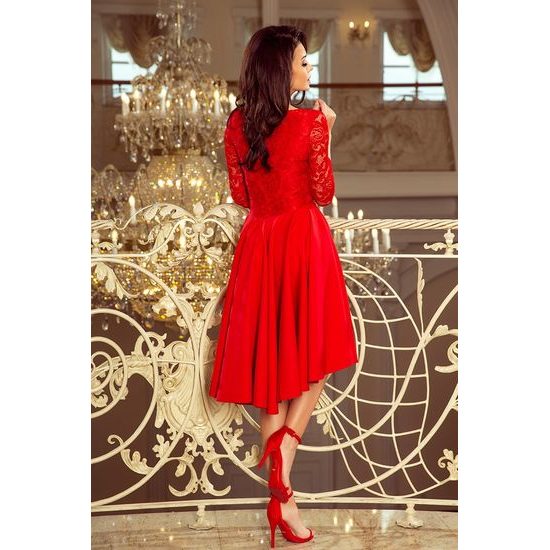 Krajkové šaty s asymetrickou sukní červené