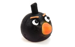 Black bird - marzipan cake figurine