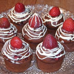 RECEPT: Perníkové muffiny s jahodami