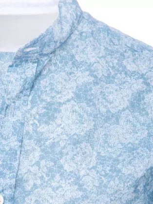 Bavlnená biela košeľa s modrým vzorom