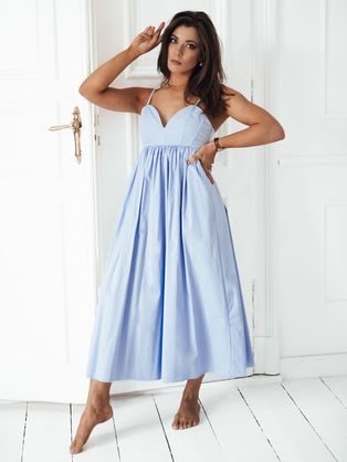 Elegantné midi šaty v modrej farbe Eliene