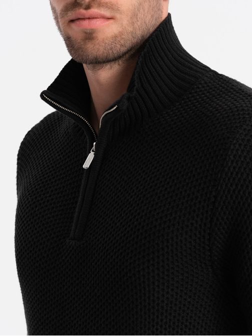Elegantný pánsky sveter v čiernej farbe V3 SWZS-0105