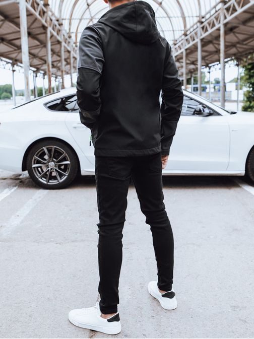 Jedinečná softshellová bunda s kontrastnými prvkami v čiernej farbe