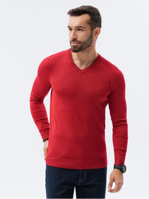 Červený sveter s véčkovým výstrihom E191