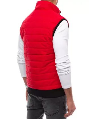 Červená prošívaná vesta s kapucí