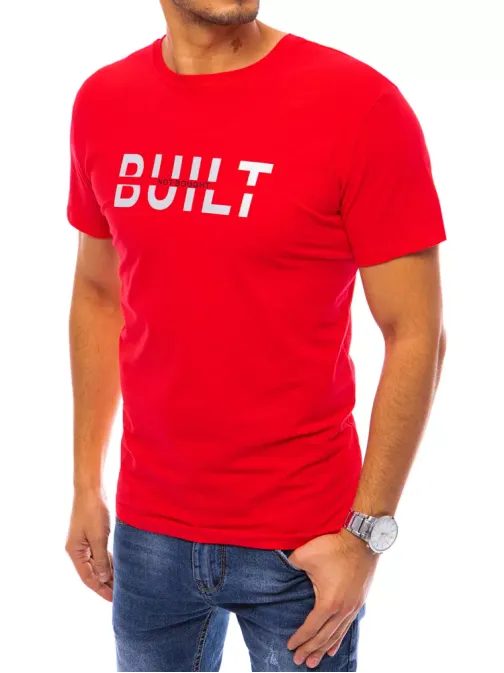 Červené tričko s nápisem Built