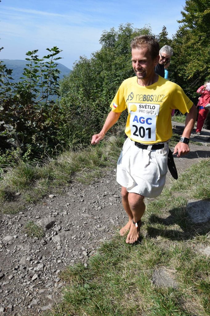 Milešovka naboso