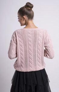Dámský svetr s copánkový vzorem
