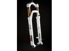 Vidlice FOX F32-27 F100 FIT4 Remote, QR15, Taper, bílá 2016 - Vidlice FOX F32-27 F100 FIT4 Remote, QR15, Taper, bílá 2016