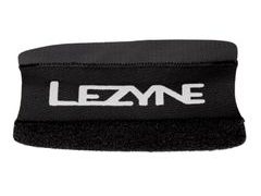 Chránič pod řetěz LEZYNE CHAINSTAY PROTECTOR SMART MEDIUM BLACK - Chránič pod řetěz LEZYNE CHAINSTAY PROTECTOR SMART MEDIUM BLACK