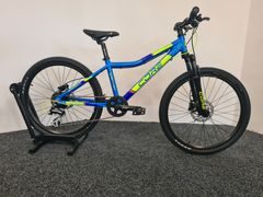 Dětské kolo Core Nipper, 1x8s, Superlight bledě modrý, 2022 AIR + MT200 - Dětské kolo Core Nipper, 1x8s, Superlight bledě modrý, 2022 AIR + MT200