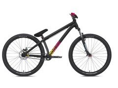 Dirtové kolo NS Bikes ZIRCUS černé 2023 - Dirtové kolo NS Bikes ZIRCUS černé 2023