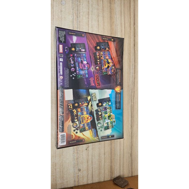 Marvel Dice Throne X-Men: Cyclops, Gambit, Rogue, Jean Grey (poškozený obal)