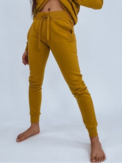Stílusos kamel színű női melegítő nadrág Fits