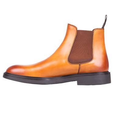 Barbour West Brogue Boots — Tan