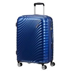 Stredná škrupinová batožina z novej kolekcie Jetglam od značky American Tourister vhodná pre týždenný pobyt. Stredná škrupinová batožina z novej kolekcie Jetglam od značky American Tourister vhodná pre týždenný pobyt.