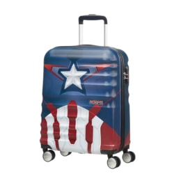 Barevné zavazadlo z kolekce Wavebreaker Marvel od značky American Tourister inspirované světem komiksových hrdinů. Barevné zavazadlo z kolekce Wavebreaker Marvel od značky American Tourister inspirované světem komiksových hrdinů.