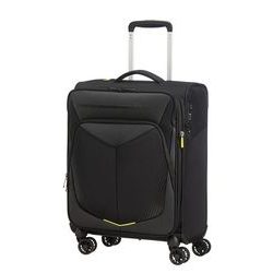 Moderní cestovní kufr Summerfunk od značky American Tourister v nadčasovém designu vás oslní prvotřídní výbavou. Moderní cestovní kufr Summerfunk od značky American Tourister v nadčasovém designu vás oslní prvotřídní výbavou.