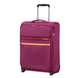Látkový kabínový kufor z kolekcie Matchup od značky American Tourister vhodný pre niekoľkodňový pobyt. Látkový kabínový kufor z kolekcie Matchup od značky American Tourister vhodný pre niekoľkodňový pobyt.