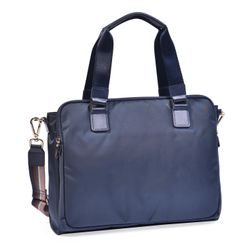 Geanta de mână poate fi purtată la mână, umăr și crossbody. Geanta de mână poate fi purtată la mână, umăr și crossbody.